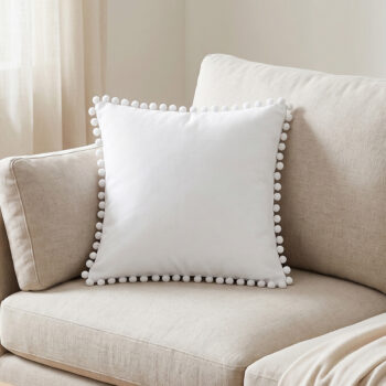 BC HOME Beyaz Minik Ponponlu Lifestyle Kare Yastık Kılıfı
