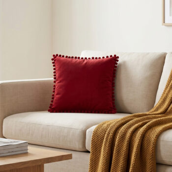 BC HOME Kırmızı Minik Ponponlu Lifestyle Kare Yastık Kılıfı