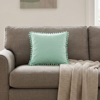 BC HOME Mint Minik Ponponlu Lifestyle Kare Yastık Kılıfı