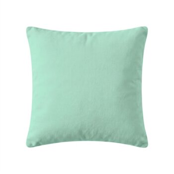 Mint kare kırlent kılıfı, beyaz arka planda önden görünüm; düz dokulu basic model, 45x45 cm.